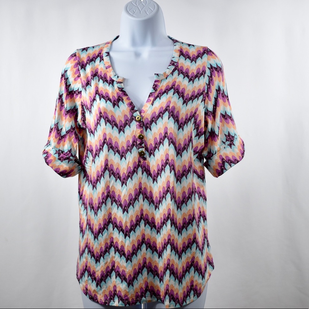 Pixley Stitch Fix 
Woman's  3/4 Sleeve V-neck Top